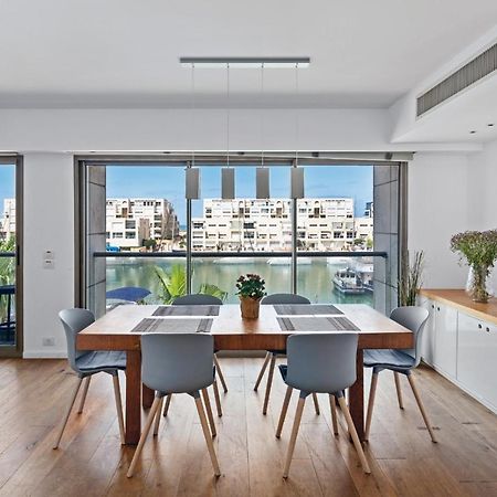 Lagoon View 3Bd Huge Family Apartment Herzelia Kültér fotó